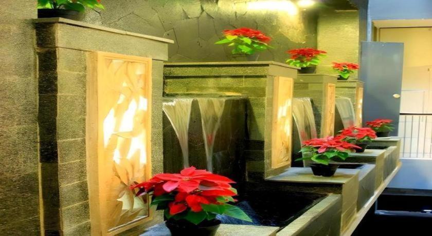 Lotus Hotel Субанг Екстериор снимка